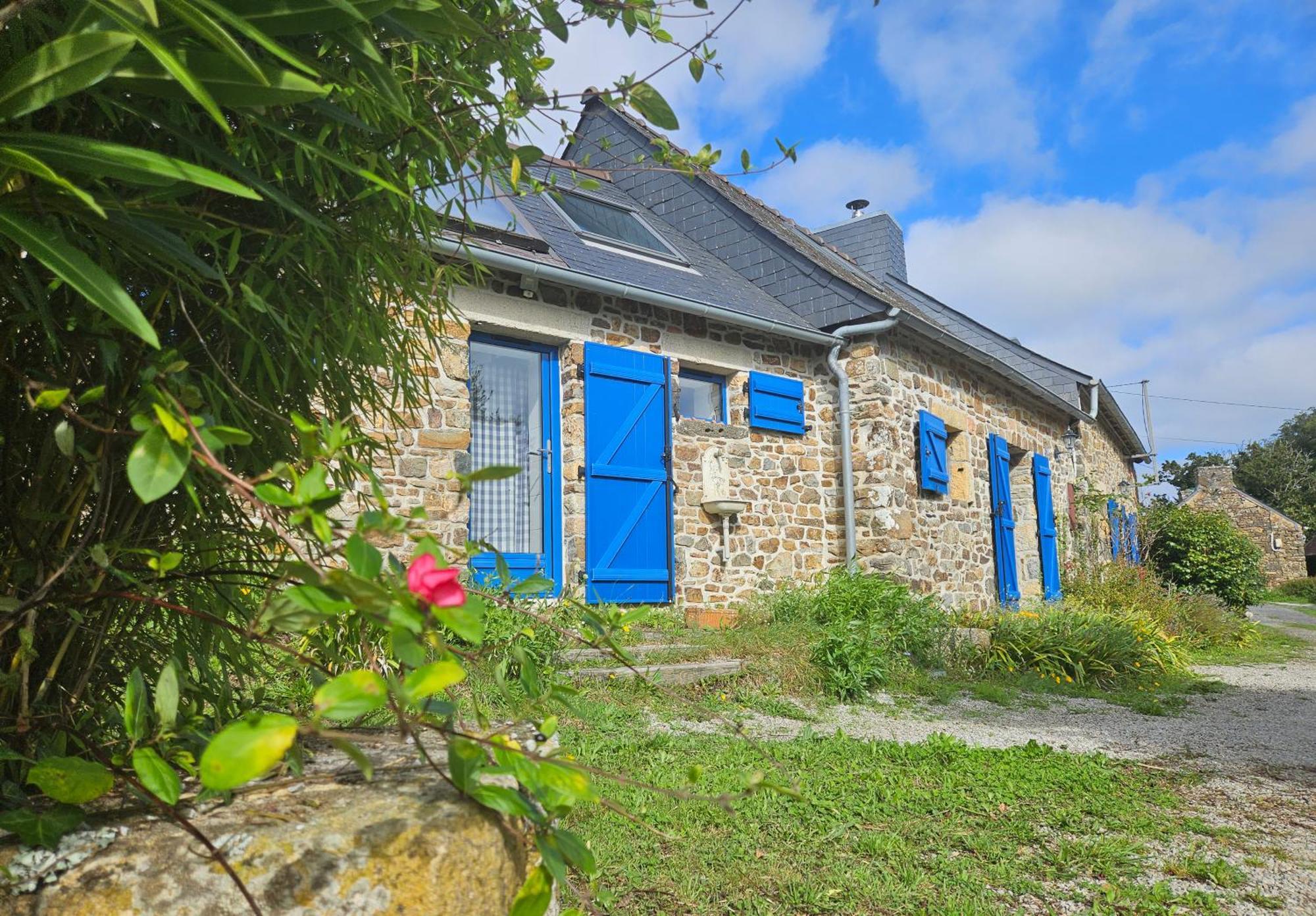Ti Vaen I Maison Traditionnelle Bretonne & Sauna Lanvéoc المظهر الخارجي الصورة